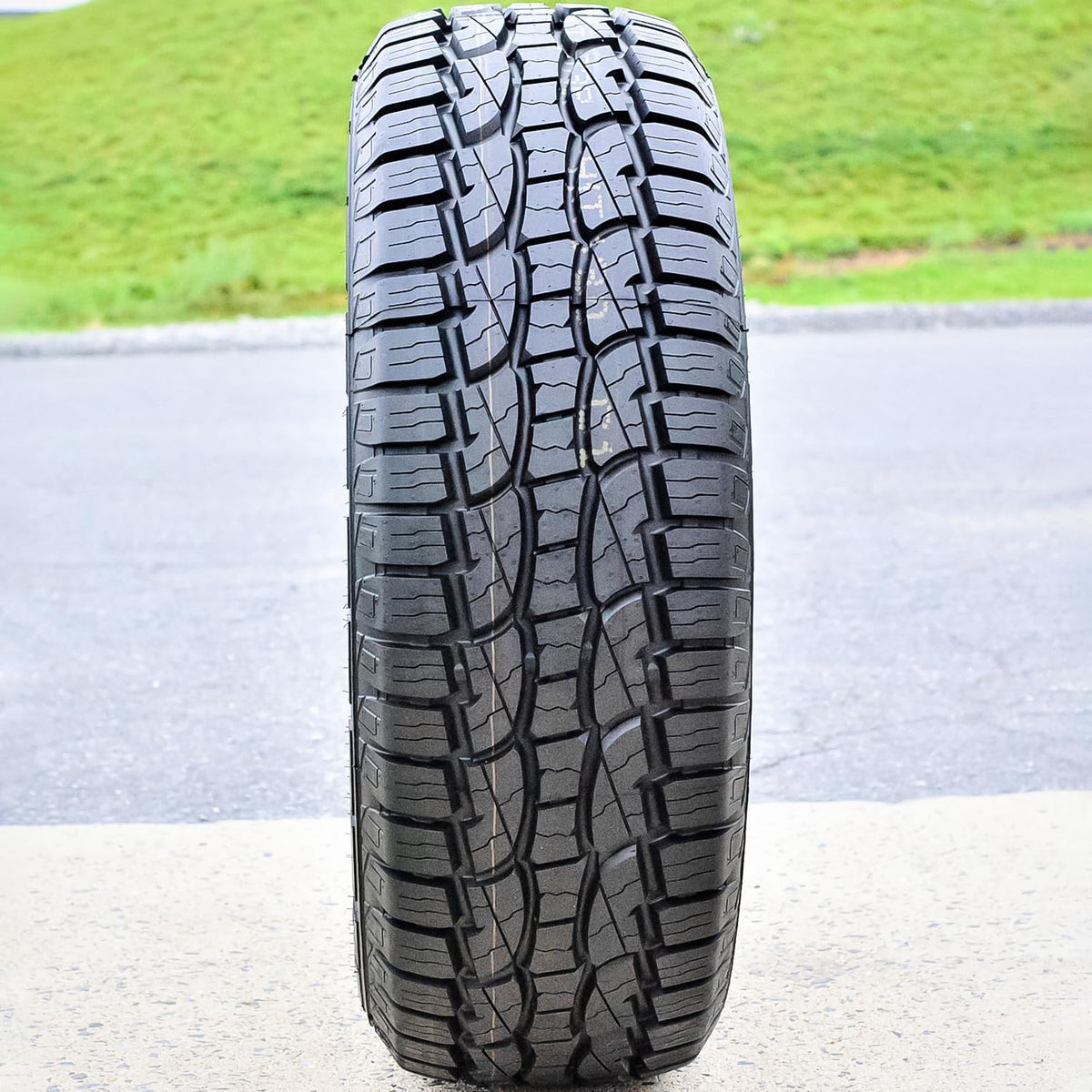 265/70R18 124S Tires R821054