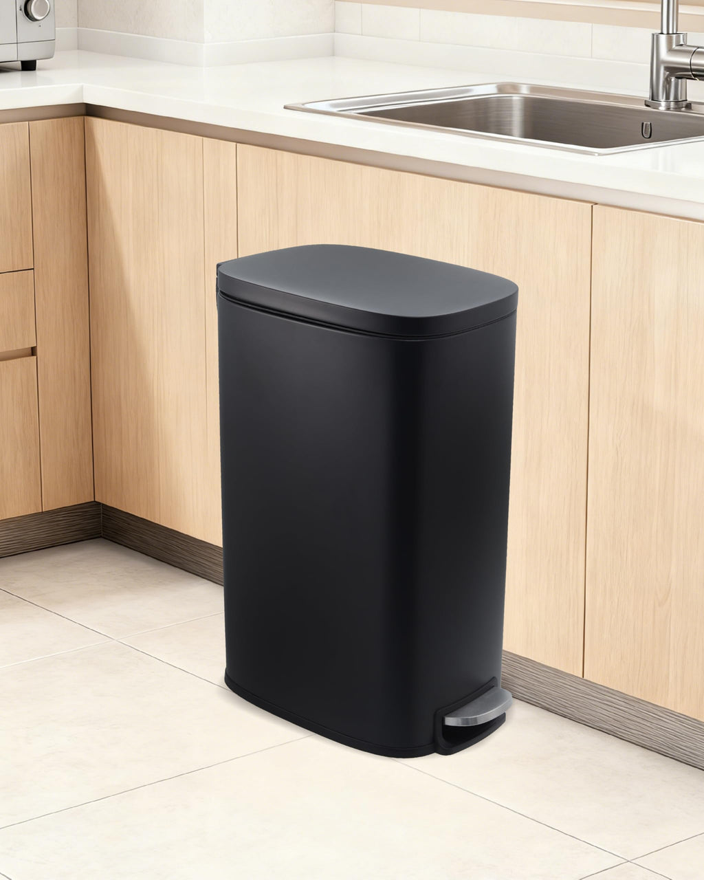 13.2 gal Slim Step Trash Can G598076